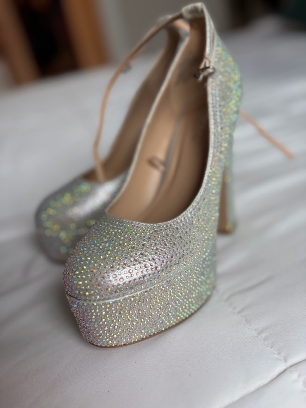 Iridescent Rhinestone Platform Pumps - Silver
